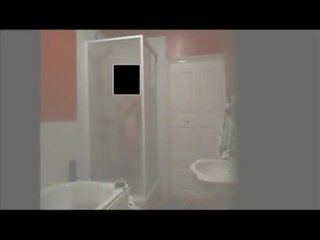 Perfecta adolescente filmado en la ducha (parte 2) - go2cams.com